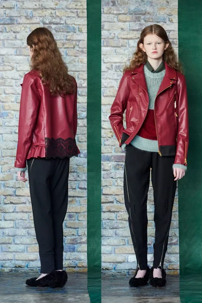 Look 11